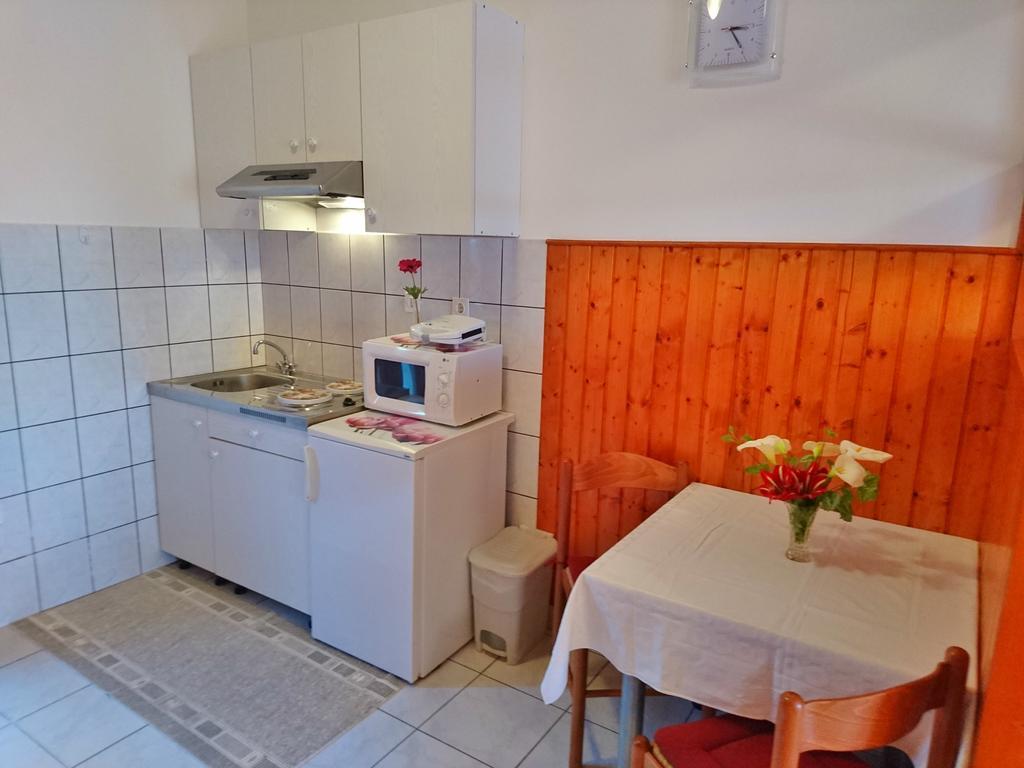 Apartments Radis Zaton  Exterior photo